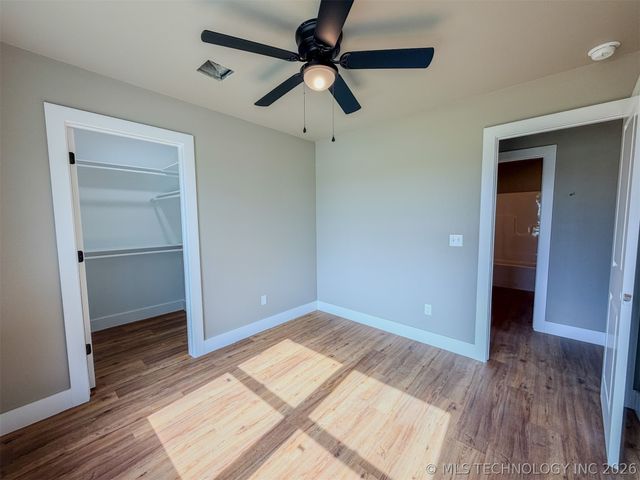 18040 S Vaughn Road, Hulbert, OK 74441