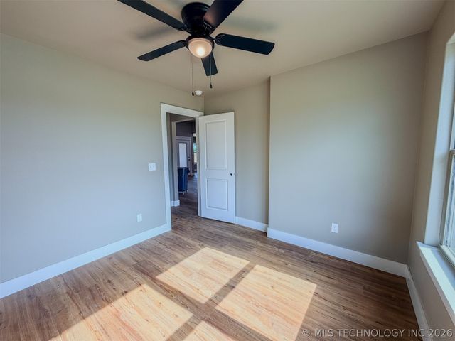 18040 S Vaughn Road, Hulbert, OK 74441