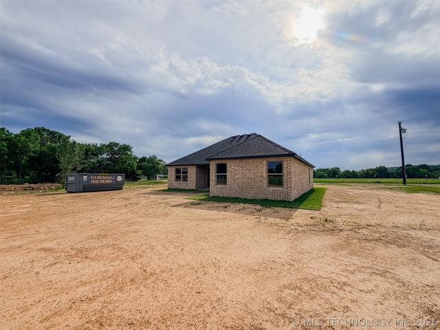 18040 S Vaughn Road, Hulbert, OK 74441