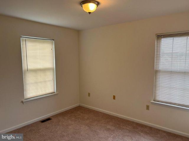 12 SUMAC CT, Newark, DE 19702