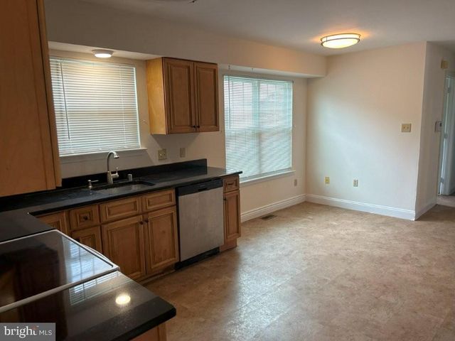 12 SUMAC CT, Newark, DE 19702