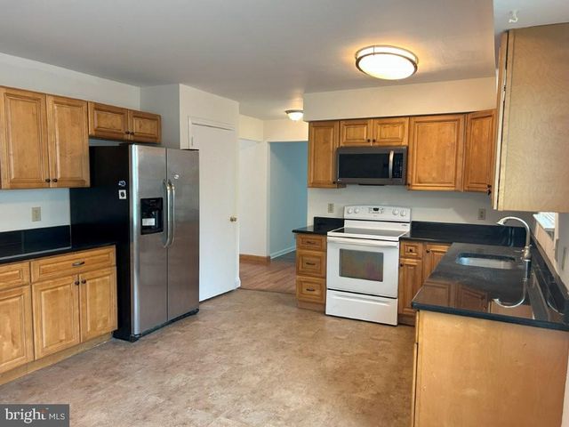 12 SUMAC CT, Newark, DE 19702