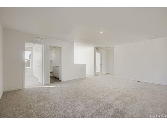 4226 Lucas Dr, Johnstown, CO 80534