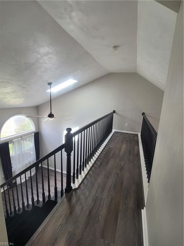 1792 Moonstone DR, Virginia Beach, VA 23456
