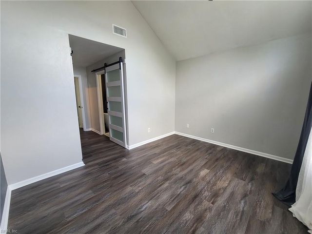 1792 Moonstone DR, Virginia Beach, VA 23456