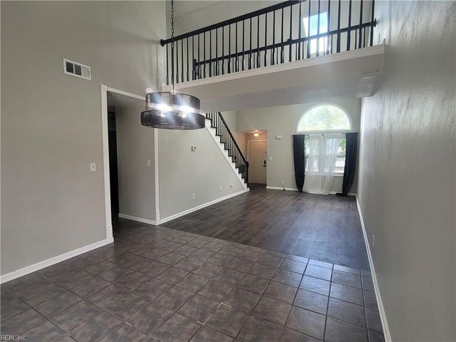1792 Moonstone DR, Virginia Beach, VA 23456