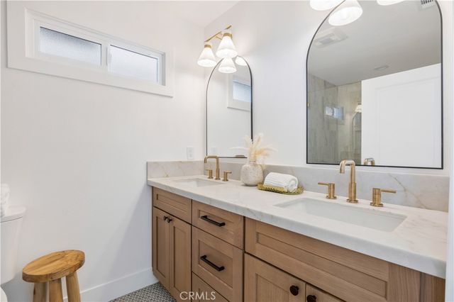 5670 Hub Street, Los Angeles, CA 90042