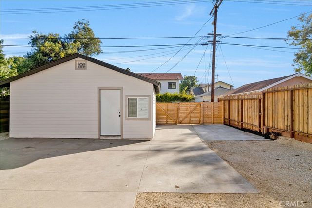 5670 Hub Street, Los Angeles, CA 90042