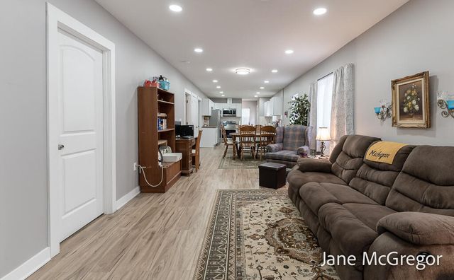 3124 5th Street, Muskegon Heights City, MI 49444