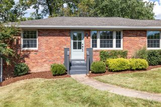 101 Dellrose Dr, Nashville, TN 37214