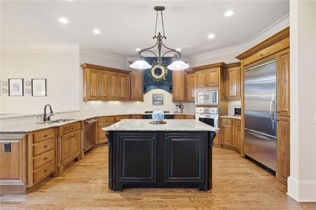 7395 Crestline Drive, Dawsonville, GA 30534