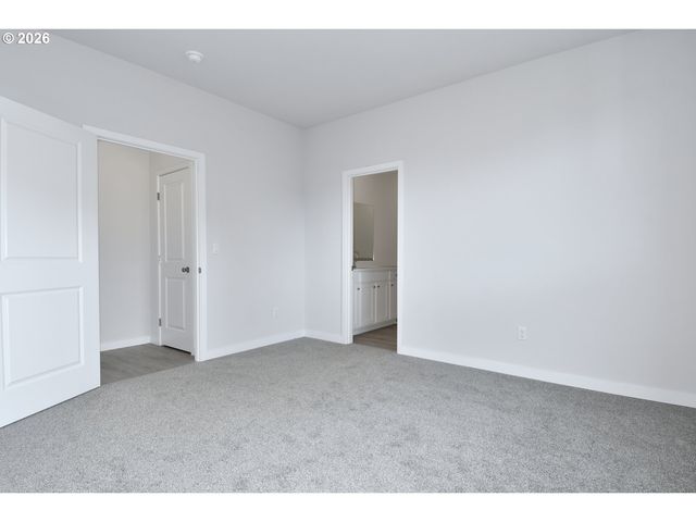 5338 Ne 68TH St, Vancouver, WA 98661