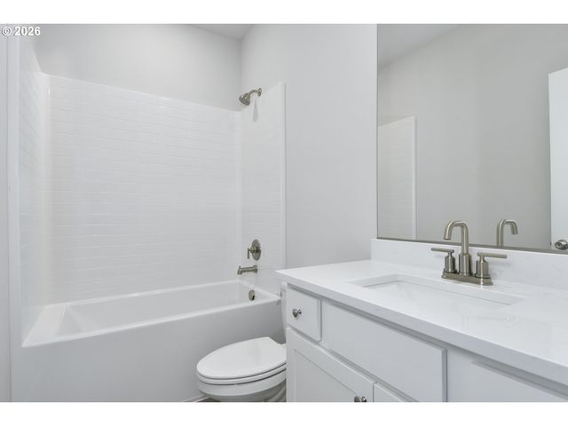 5338 Ne 68TH St, Vancouver, WA 98661