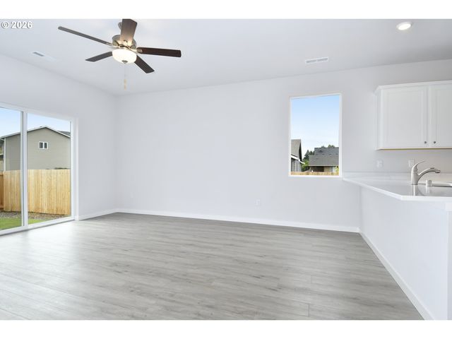 5338 Ne 68TH St, Vancouver, WA 98661