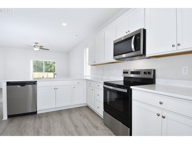 5338 Ne 68TH St, Vancouver, WA 98661