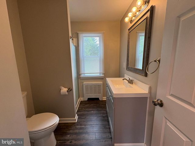 9 BUTTS AVE, Bordentown, NJ 08505