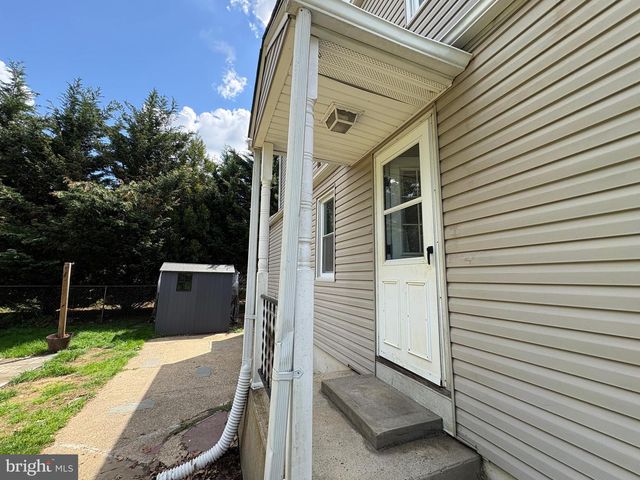 9 BUTTS AVE, Bordentown, NJ 08505