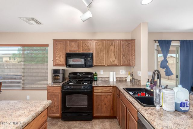 40344 W Thornberry Lane, Maricopa, AZ 85138