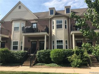 25562 Portico Lane, Novi, MI 48375