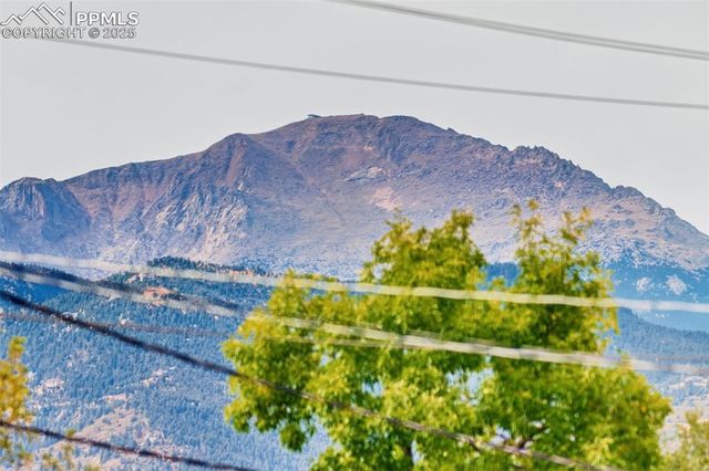 1709 W Pikes Peak Avenue, Colorado Springs, CO 80904