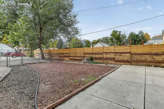 1709 W Pikes Peak Avenue, Colorado Springs, CO 80904