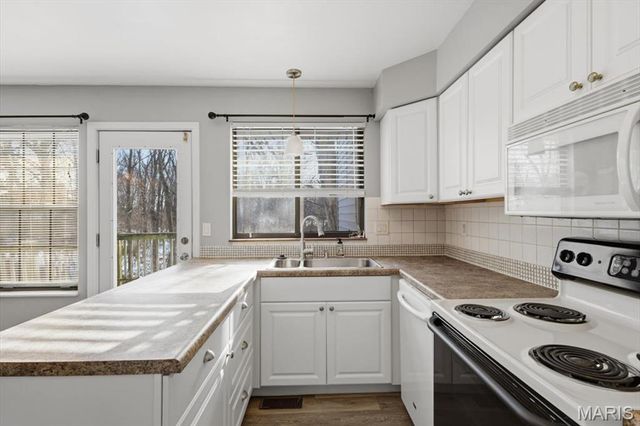 3031 Bluffwood Drive, St Charles, MO 63301