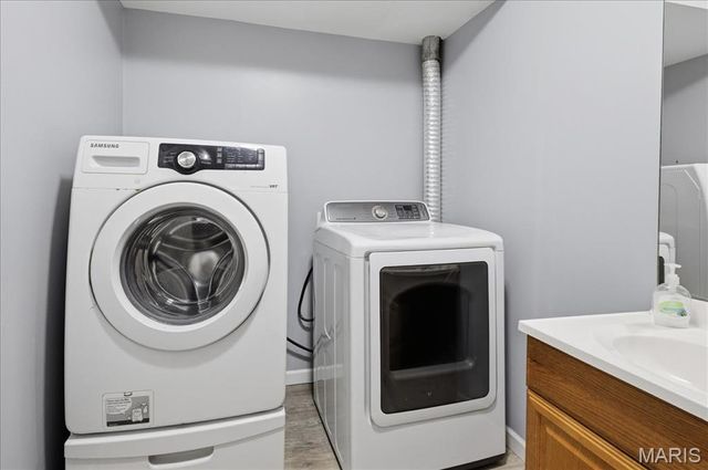 3031 Bluffwood Drive, St Charles, MO 63301