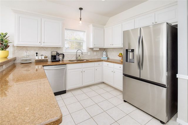 5403 Bloomsbury Way, Bryan, TX 77802