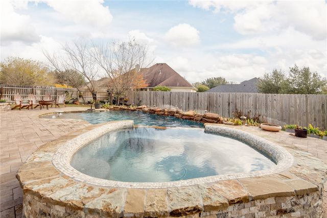 5403 Bloomsbury Way, Bryan, TX 77802