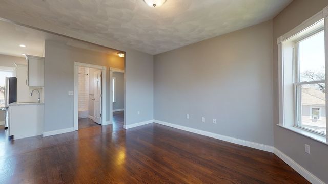 26 Elder 3, Boston, MA 02125