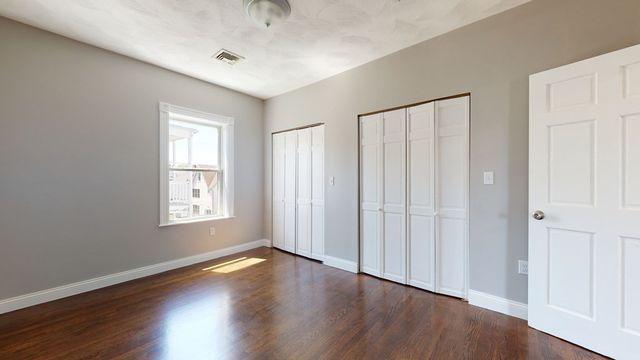 26 Elder 3, Boston, MA 02125