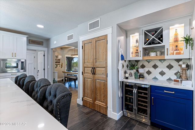 7981 E Fort Lowell Road, Tucson, AZ 85750