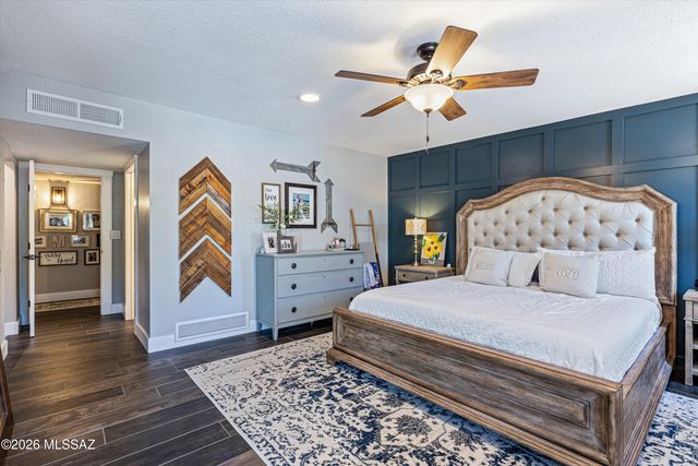 7981 E Fort Lowell Road, Tucson, AZ 85750
