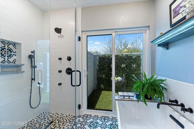 7981 E Fort Lowell Road, Tucson, AZ 85750