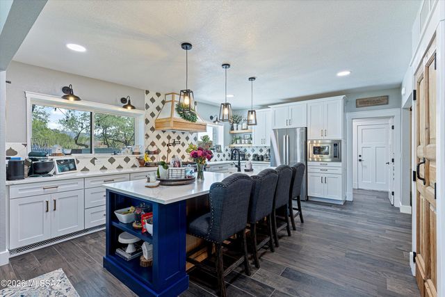 7981 E Fort Lowell Road, Tucson, AZ 85750