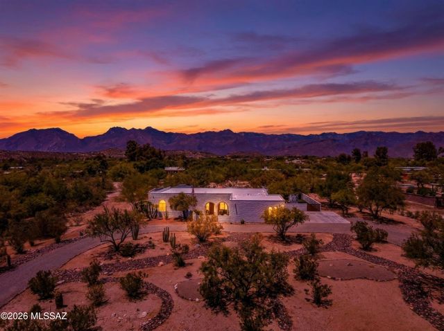 7981 E Fort Lowell Road, Tucson, AZ 85750