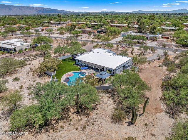 7981 E Fort Lowell Road, Tucson, AZ 85750