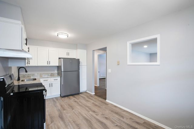 2710 South Road C6, Poughkeepsie, NY 12601