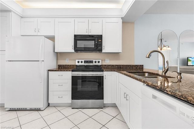 14891 Hole IN 1 Cir Apt 307, Fort Myers, FL 33919