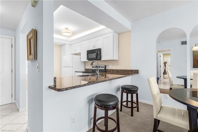 14891 Hole IN 1 Cir Apt 307, Fort Myers, FL 33919