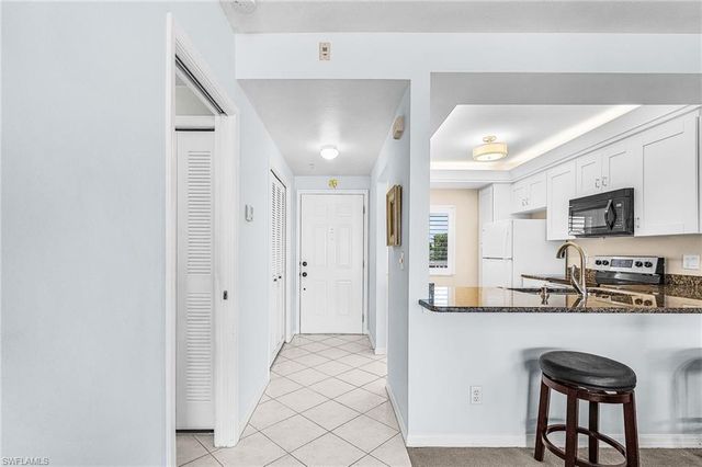 14891 Hole IN 1 Cir Apt 307, Fort Myers, FL 33919