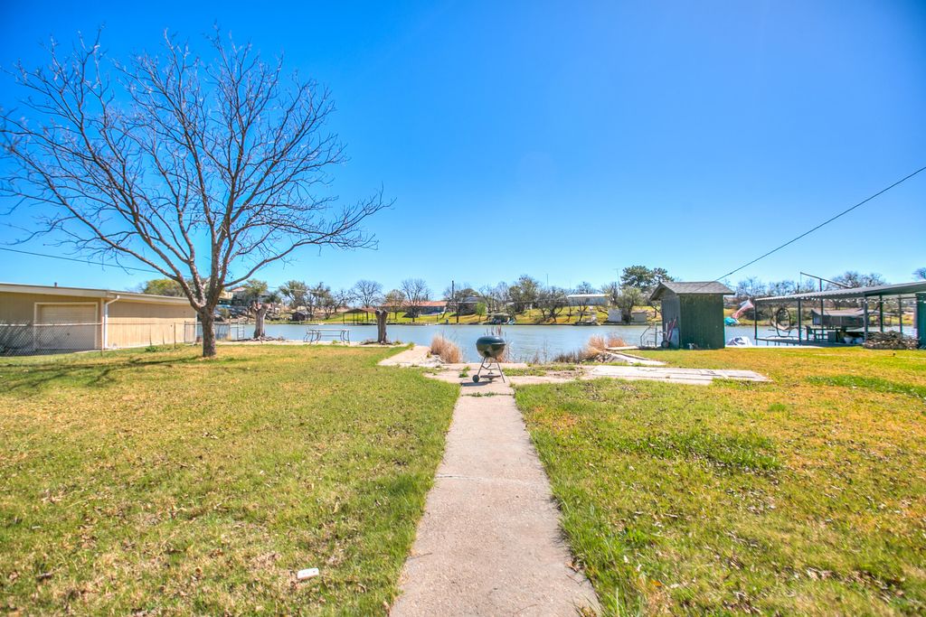 2540 Sleepy Hollow Road, San Angelo, TX 76904