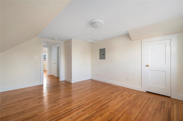 97 Bliss Mine Road, Newport, RI 02840