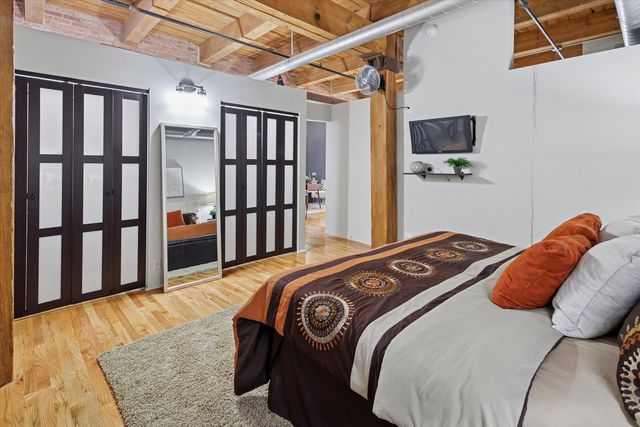 728 W JACKSON Boulevard 326, Chicago, IL 60661