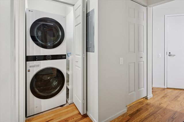 728 W JACKSON Boulevard 326, Chicago, IL 60661