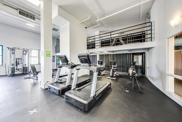 728 W JACKSON Boulevard 326, Chicago, IL 60661