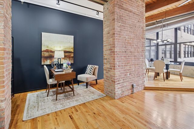 728 W JACKSON Boulevard 326, Chicago, IL 60661