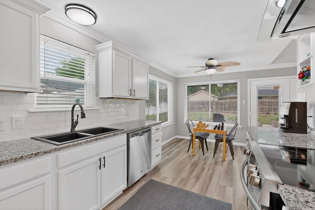 1029 Aspen Lane, Mansfield, TX 76063