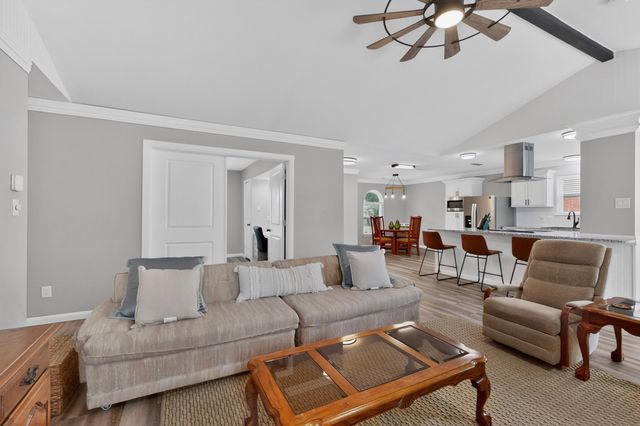 1029 Aspen Lane, Mansfield, TX 76063