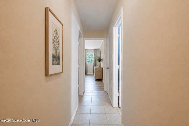 1091 SE Spinnaker Avenue, Port St. Lucie, FL 34983